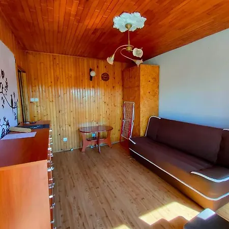 Skromne 2 Pokojowe Mieszkanie Na Znanym I Popularnym Osiedlu Akademickim-lumumbowo! Apartment Lodz (Lodz)